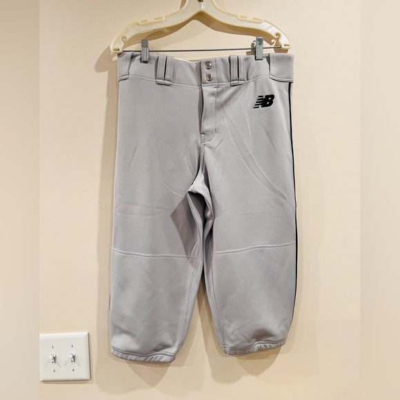 🔥New Balance Pants🔥 - Picture 1 of 6